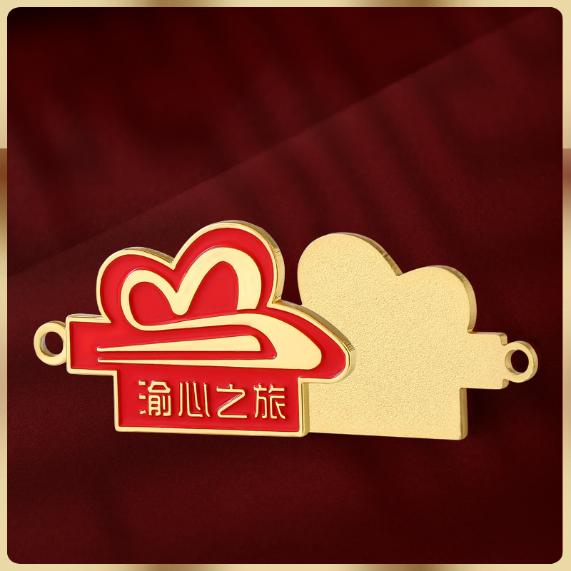 High quality newest pin badge custom logo