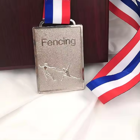 Customized Square Fencing School Sports Metal Medal Gold Silver Bronze Motion Medal