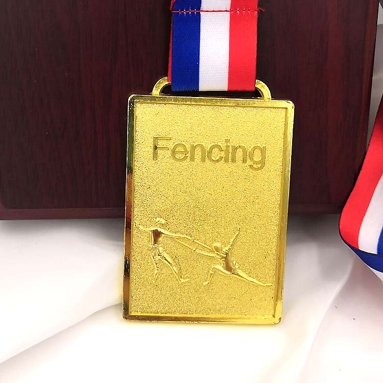 Customized Square Fencing School Sports Metal Medal Gold Silver Bronze Motion Medal