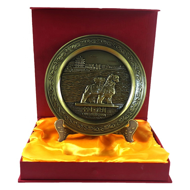 Customized High quality blank design stock mould zinc alloy souvenir plates