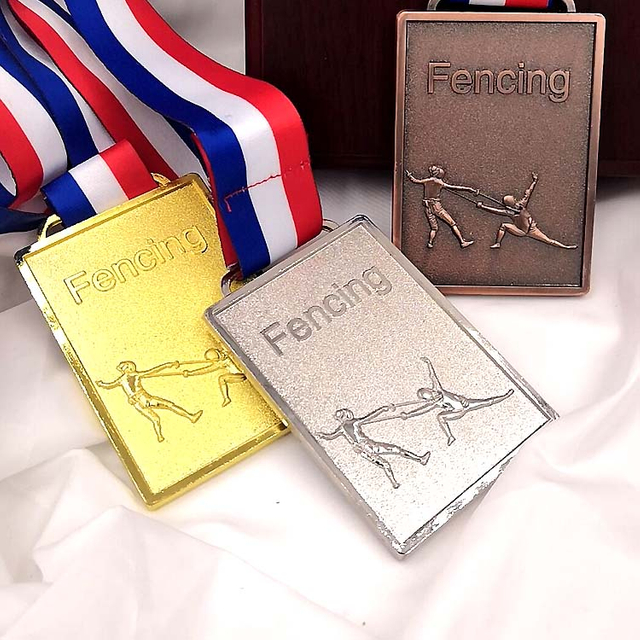Customized Square Fencing School Sports Metal Medal Gold Silver Bronze Motion Medal