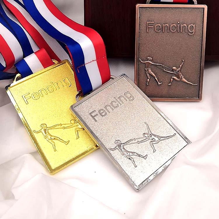 Customized Square Fencing School Sports Metal Medal Gold Silver Bronze Motion Medal